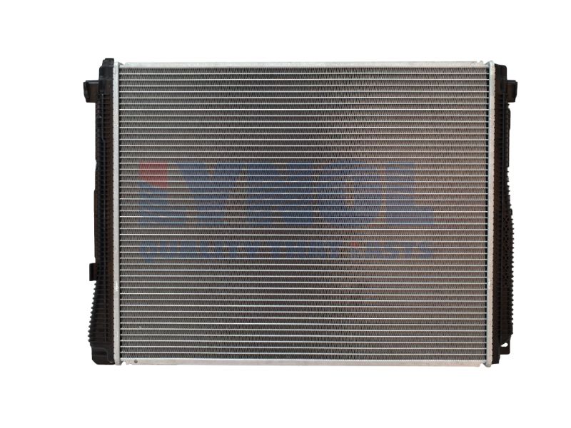 13799 - Auto Radiator