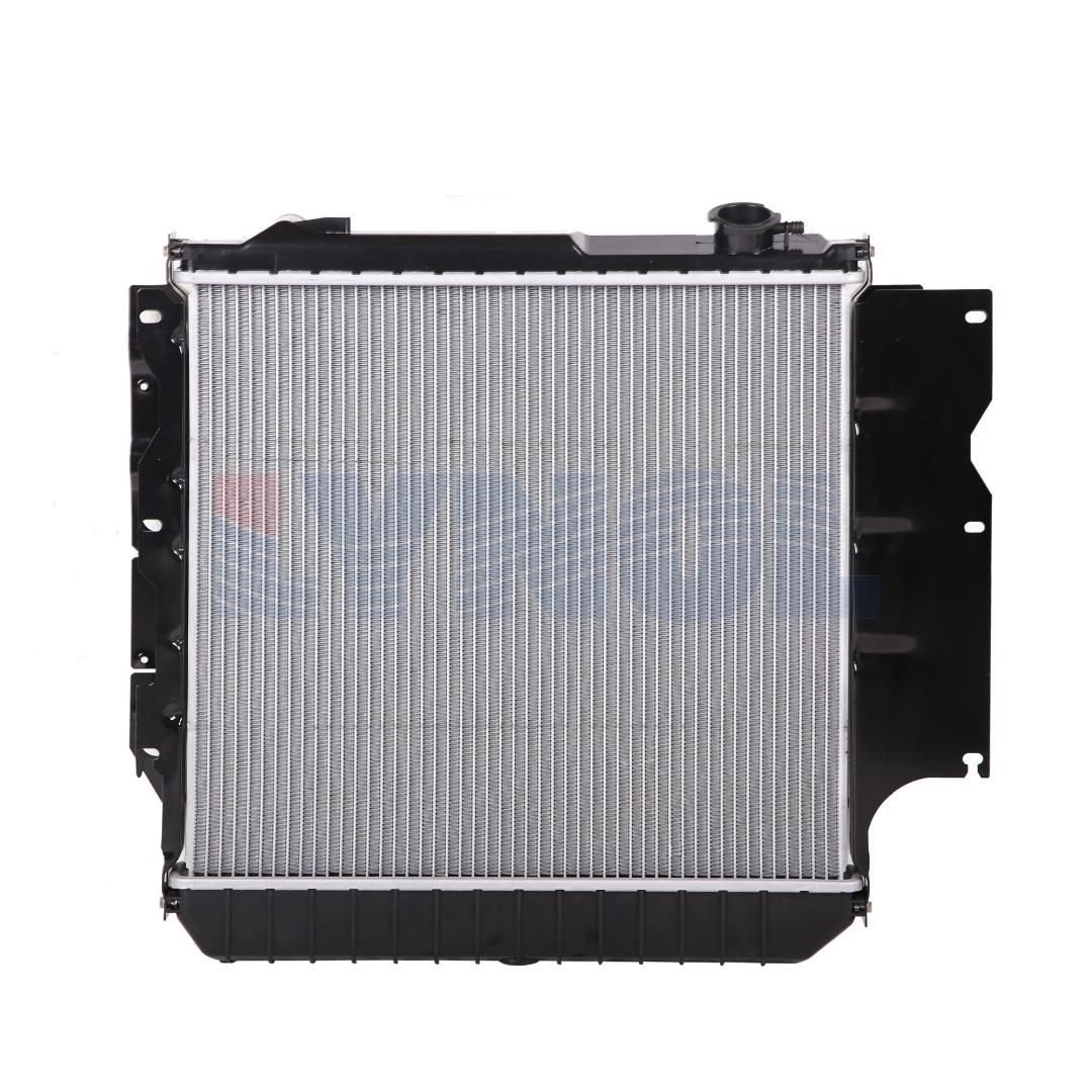 LR1682 - Auto Radiator